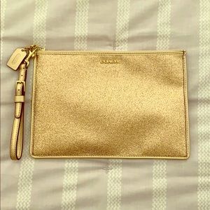 NWT Coach Sparkle Gold Wristlet/Clutch!